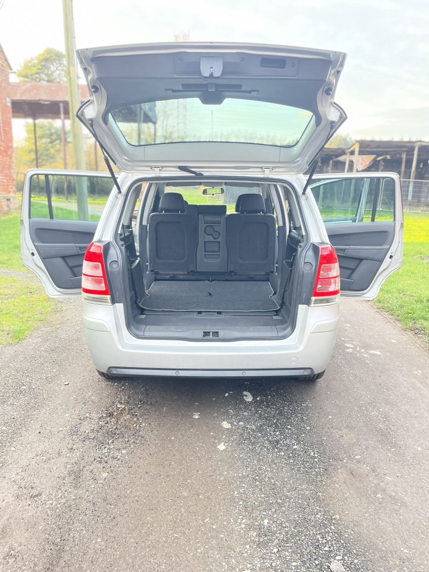 Used Vauxhall Zafira 2012 for sale - 77487240: Photo 36