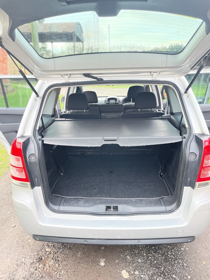 Used Vauxhall Zafira 2012 for sale - 77487240: Photo 38