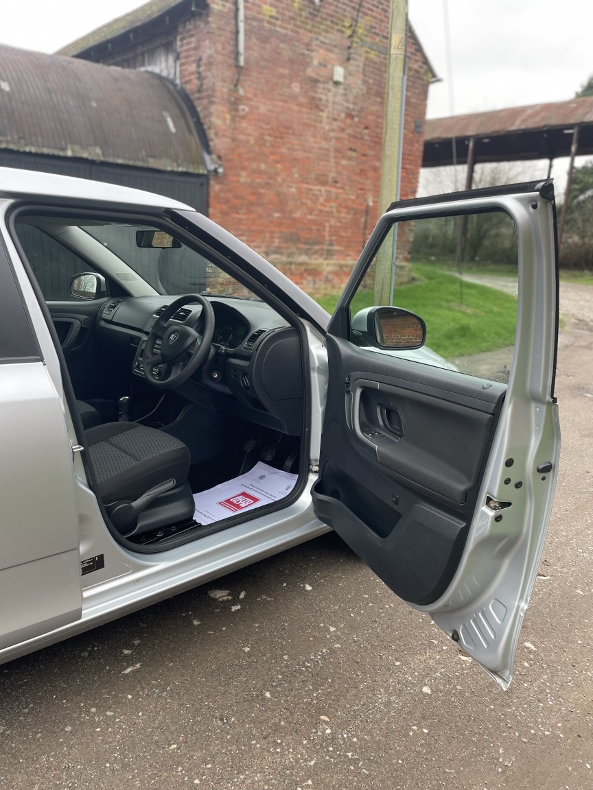 Used Skoda Fabia 2013 for sale - 77792913: Photo 8