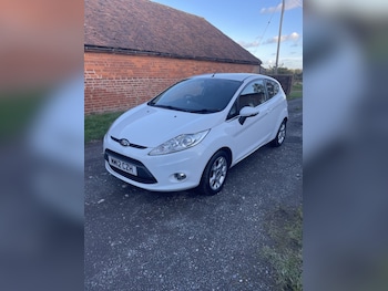 2012 - 1.3 Zetec 3-Door