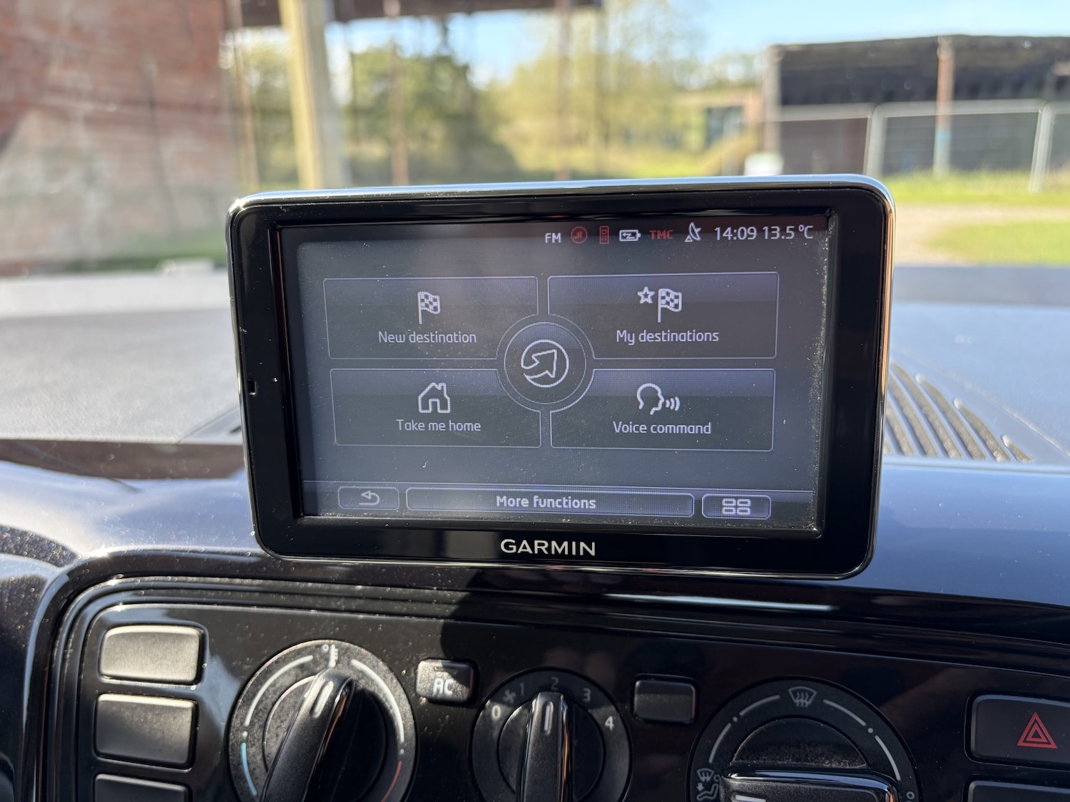 Used Volkswagen up! 2012 for sale - 78176143: Photo 20