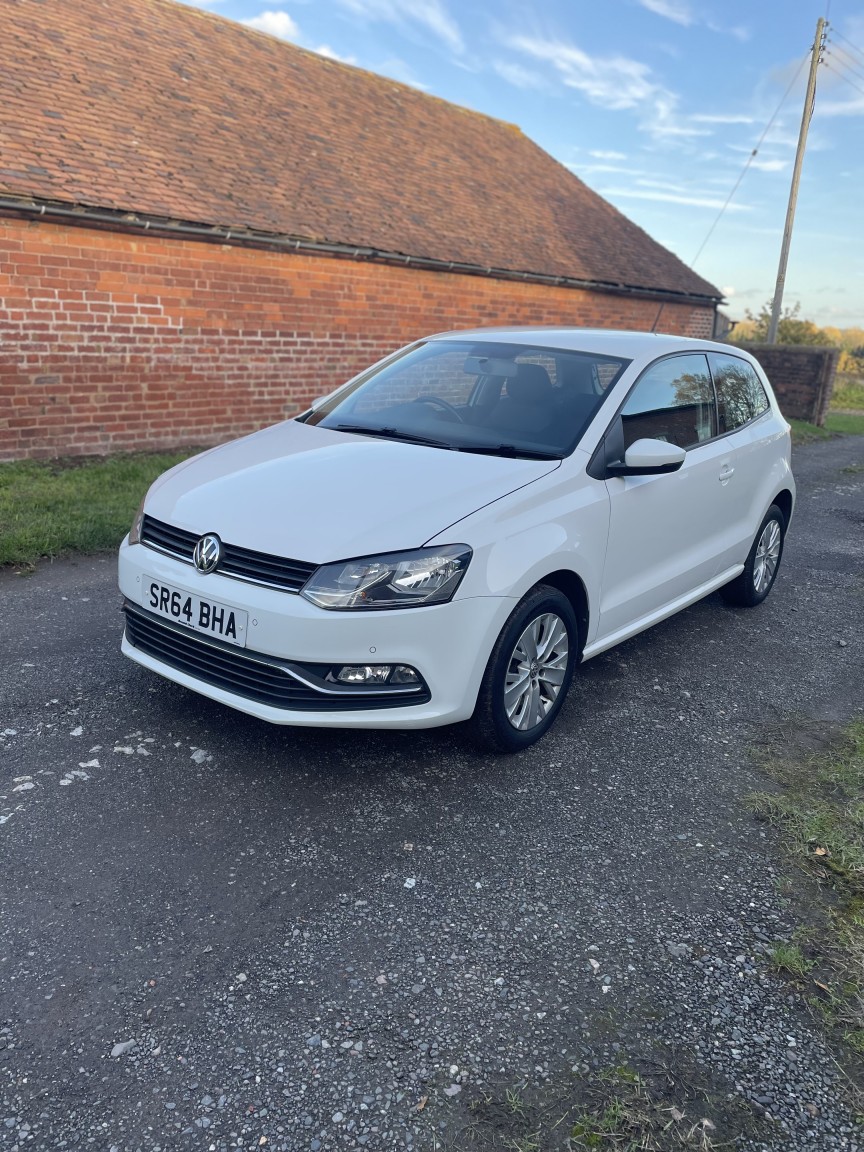 Used Volkswagen Polo 2014 for sale - 76446027: Photo 1