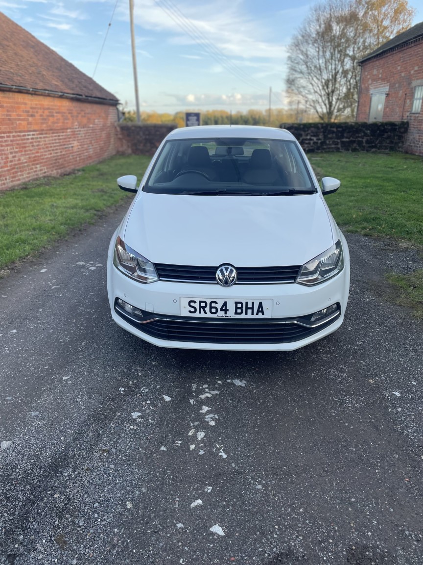 Used Volkswagen Polo 2014 for sale - 76446027: Photo 2