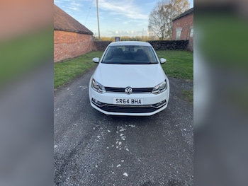 Used Volkswagen Polo 2014 for sale - 76446027: Photo