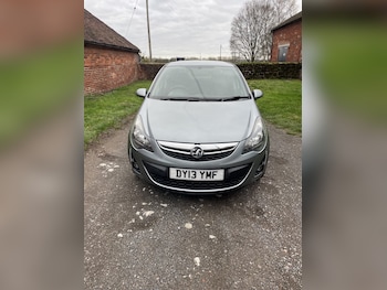 Vauxhall - Corsa