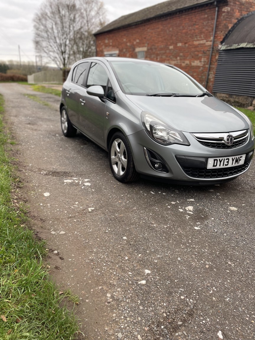 Used Vauxhall Corsa 2013 for sale - 76596598: Photo 2