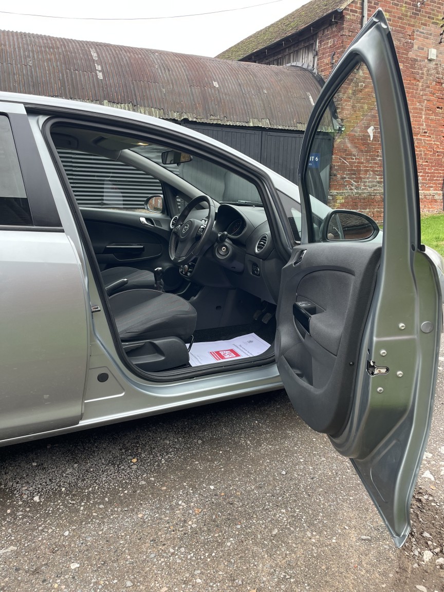 Used Vauxhall Corsa 2013 for sale - 76596598: Photo 9