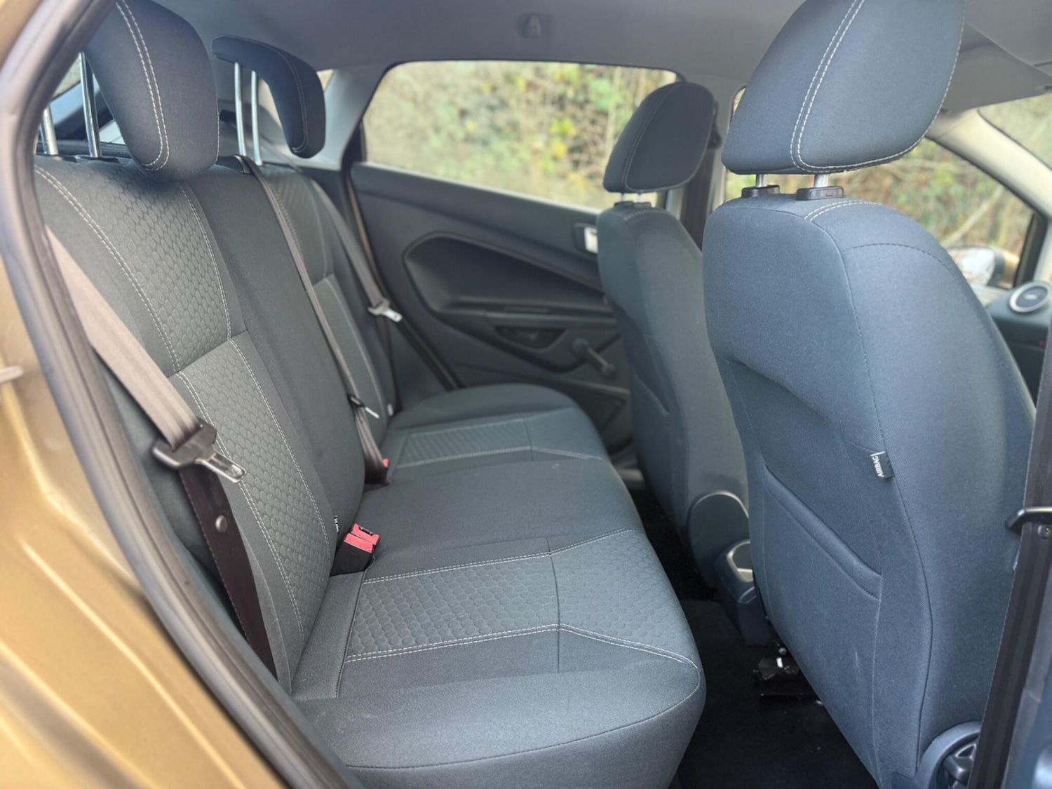 Used Ford Fiesta 2011 for sale - 76936389: Photo 13