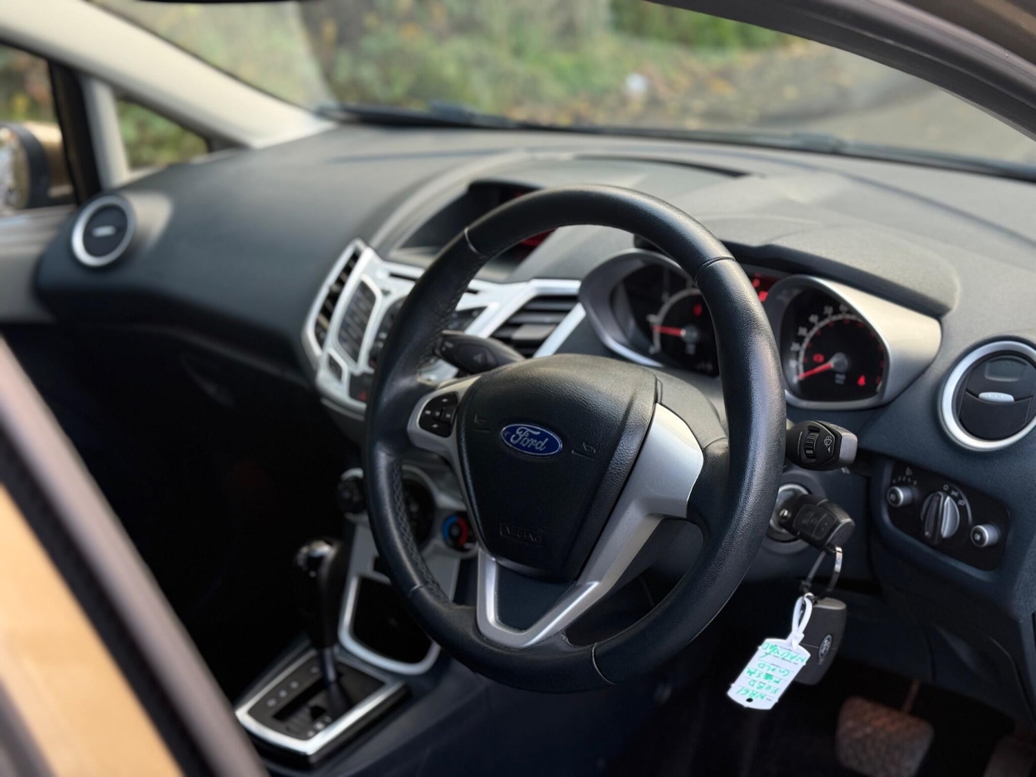 Used Ford Fiesta 2011 for sale - 76936389: Photo 25