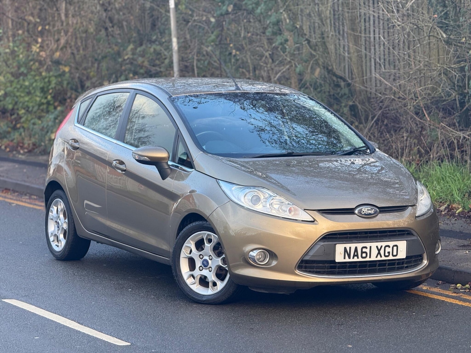 Used Ford Fiesta 2011 for sale - 76936389: Photo 4