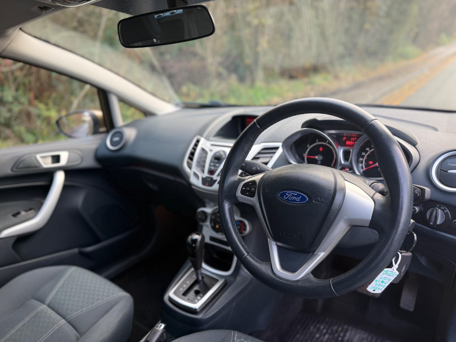 Used Ford Fiesta 2011 for sale - 76936389: Photo 9