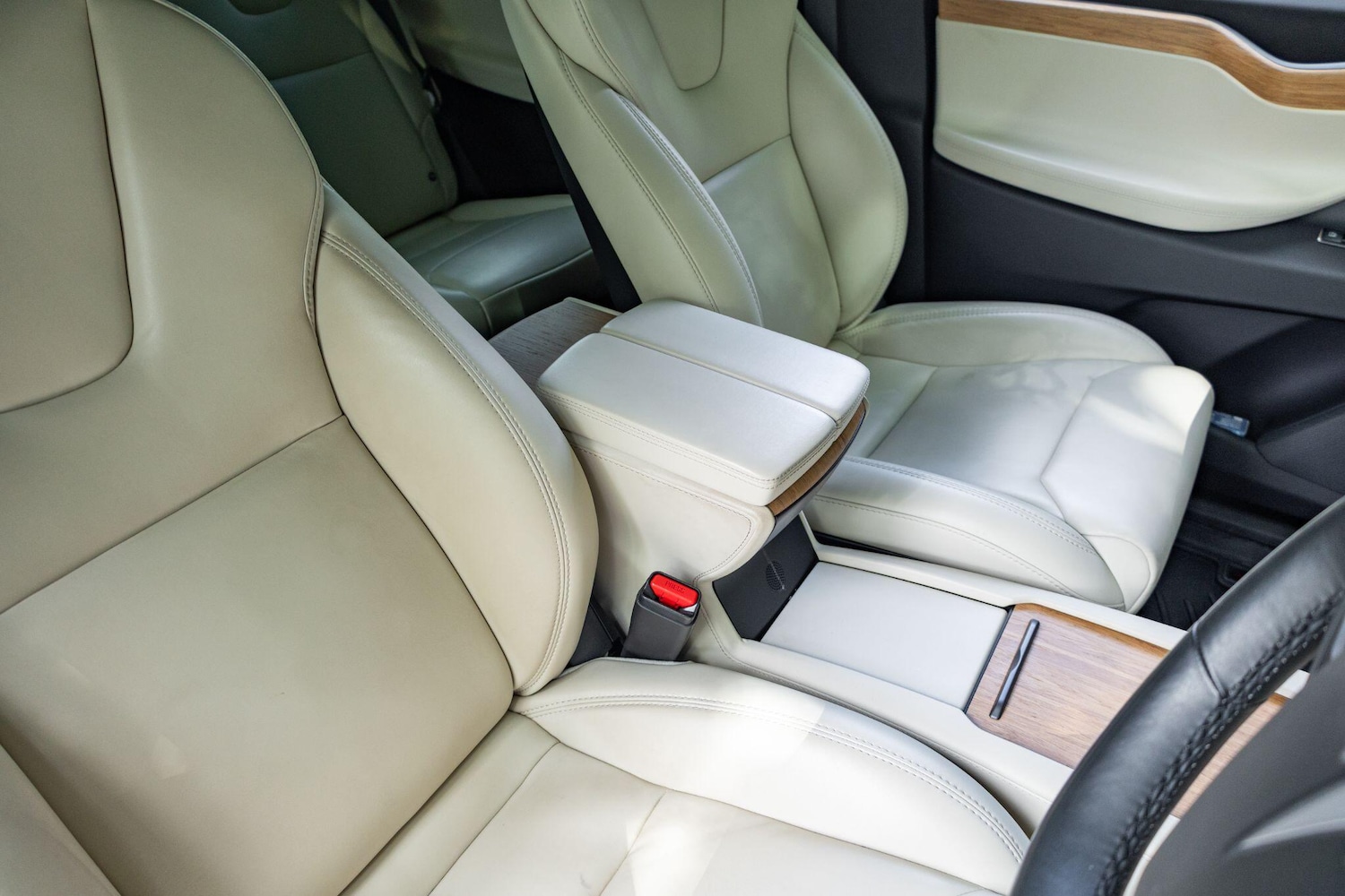 Used Tesla Model X 2019 for sale - 76989190: Photo 9