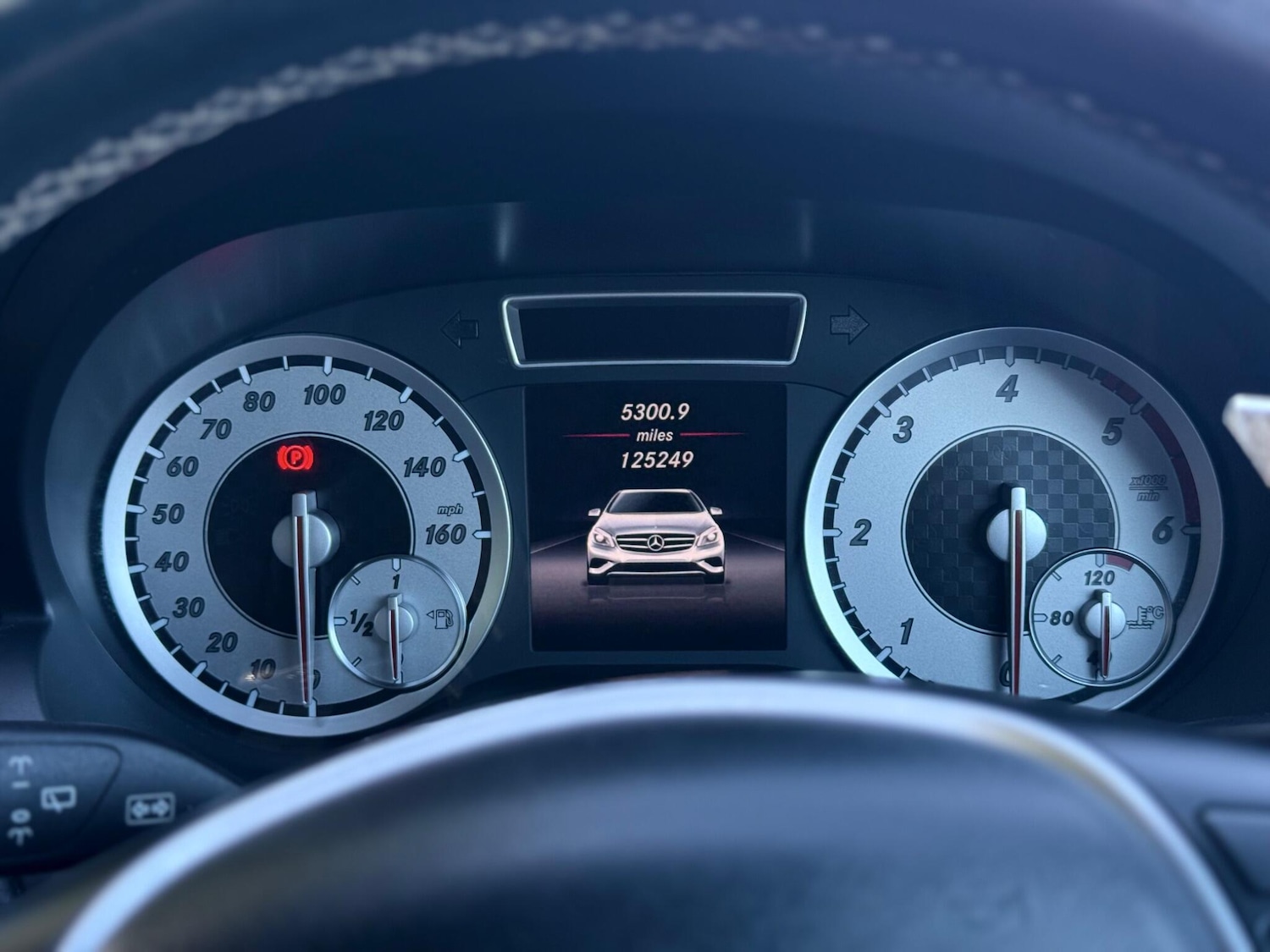 Used Mercedes-Benz A-Class 2014 for sale - 76579743: Photo 16