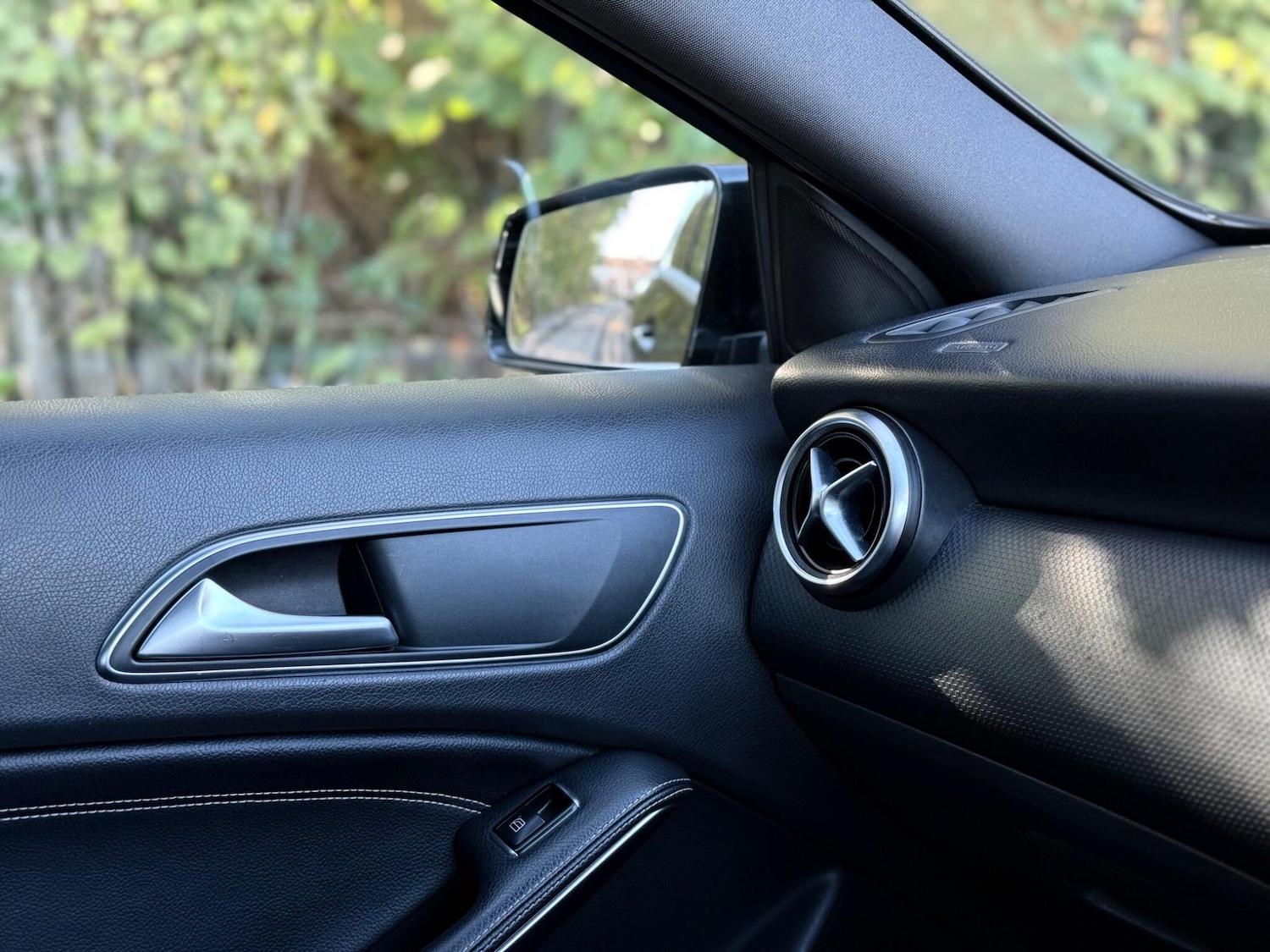 Used Mercedes-Benz A-Class 2014 for sale - 76579743: Photo 18