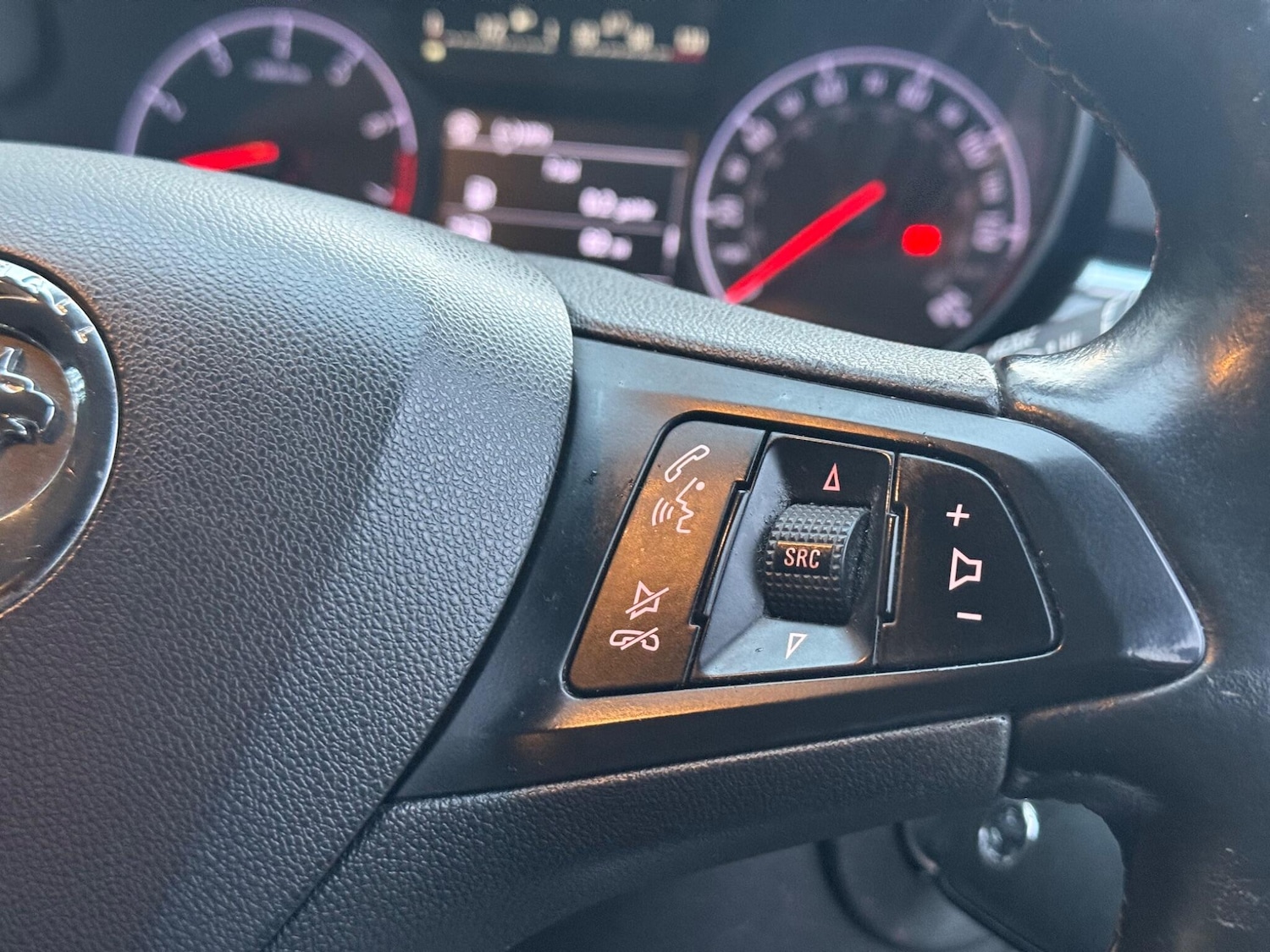 Used Vauxhall Corsa 2015 for sale - 76942494: Photo 19