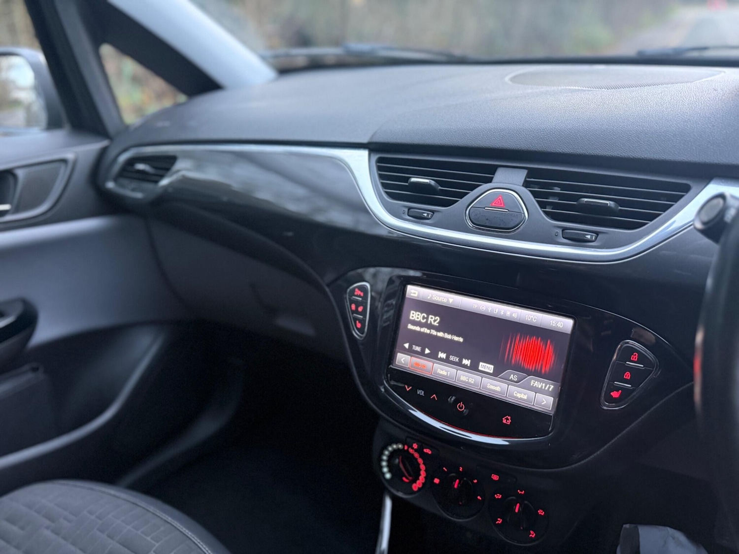 Used Vauxhall Corsa 2015 for sale - 76942494: Photo 24