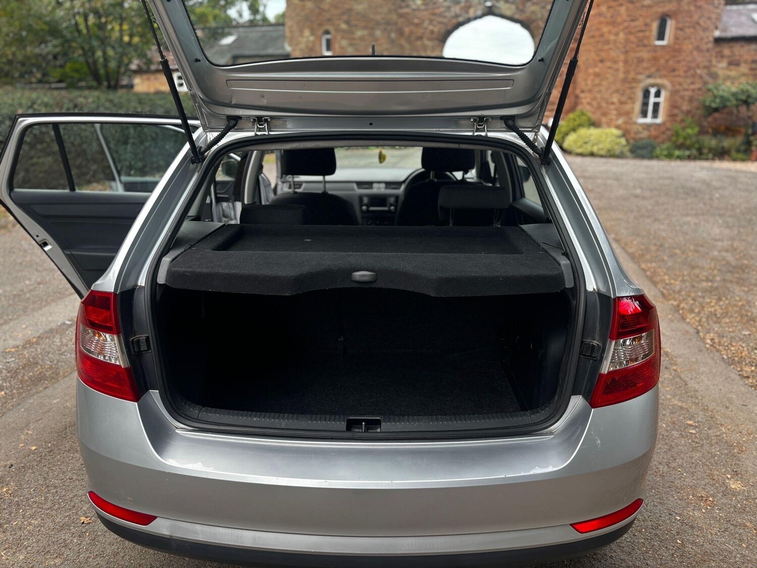 Used Skoda Rapid Spaceback 2016 for sale - 76579746: Photo 14