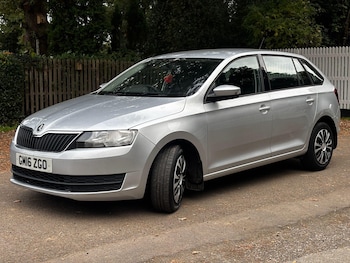 Used Skoda Rapid Spaceback 2016 for sale - 76579746: Photo