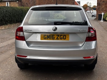 Used Skoda Rapid Spaceback 2016 for sale - 76579746: Photo