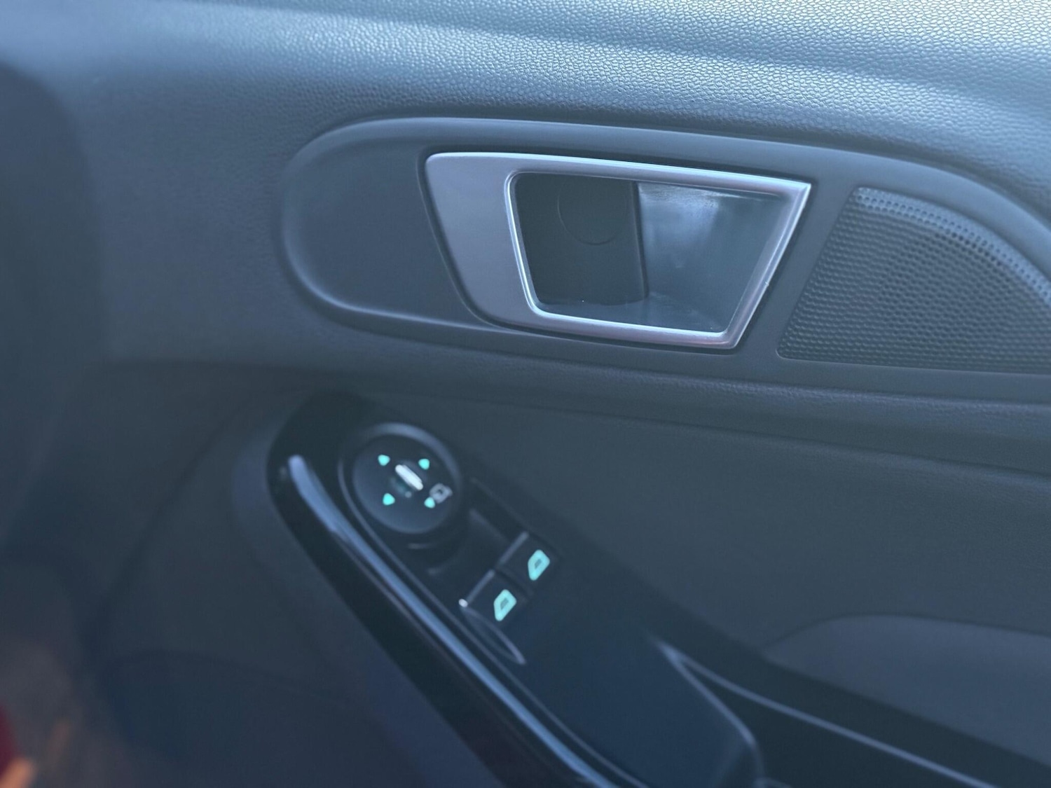 Used Ford Fiesta 2013 for sale - 76850011: Photo 18