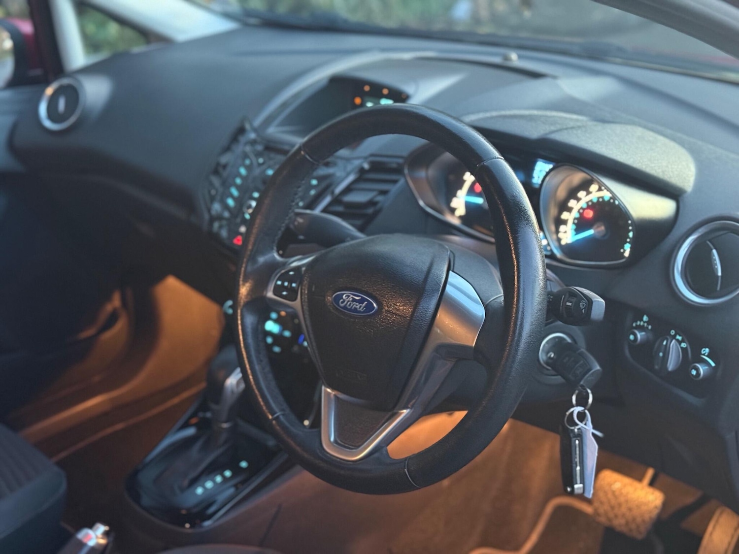 Used Ford Fiesta 2013 for sale - 76850011: Photo 21