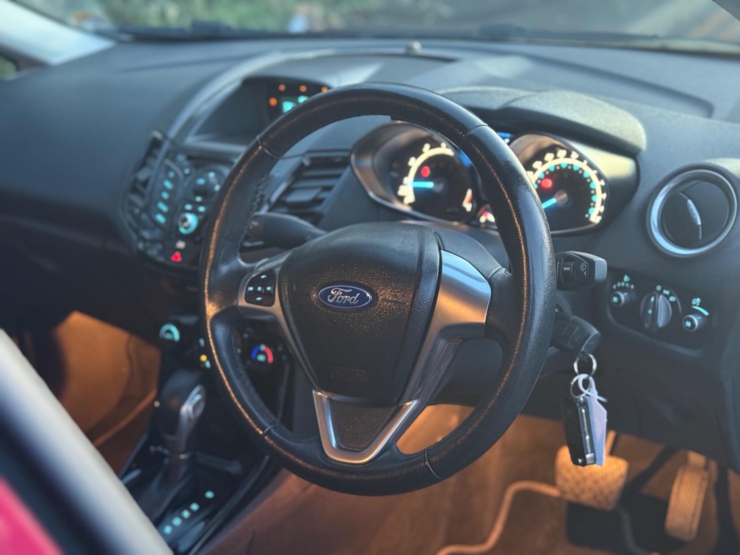 Used Ford Fiesta 2013 for sale - 76850011: Photo 22