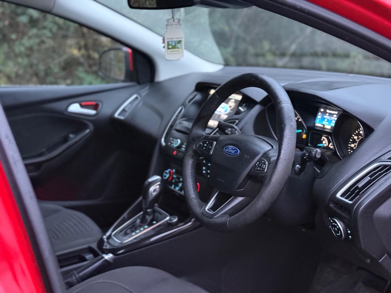 Used Ford Focus 2015 for sale - 76850283: Photo 18