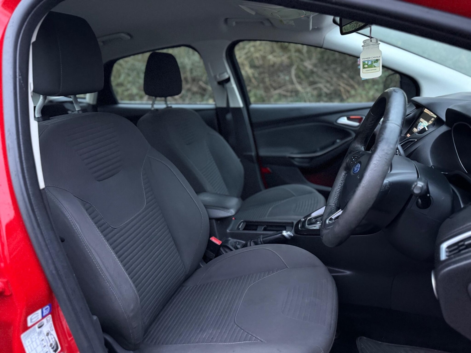 Used Ford Focus 2015 for sale - 76850283: Photo 22