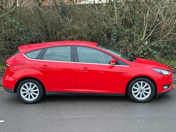 Used Ford Focus 2015 for sale - 76850283: Photo