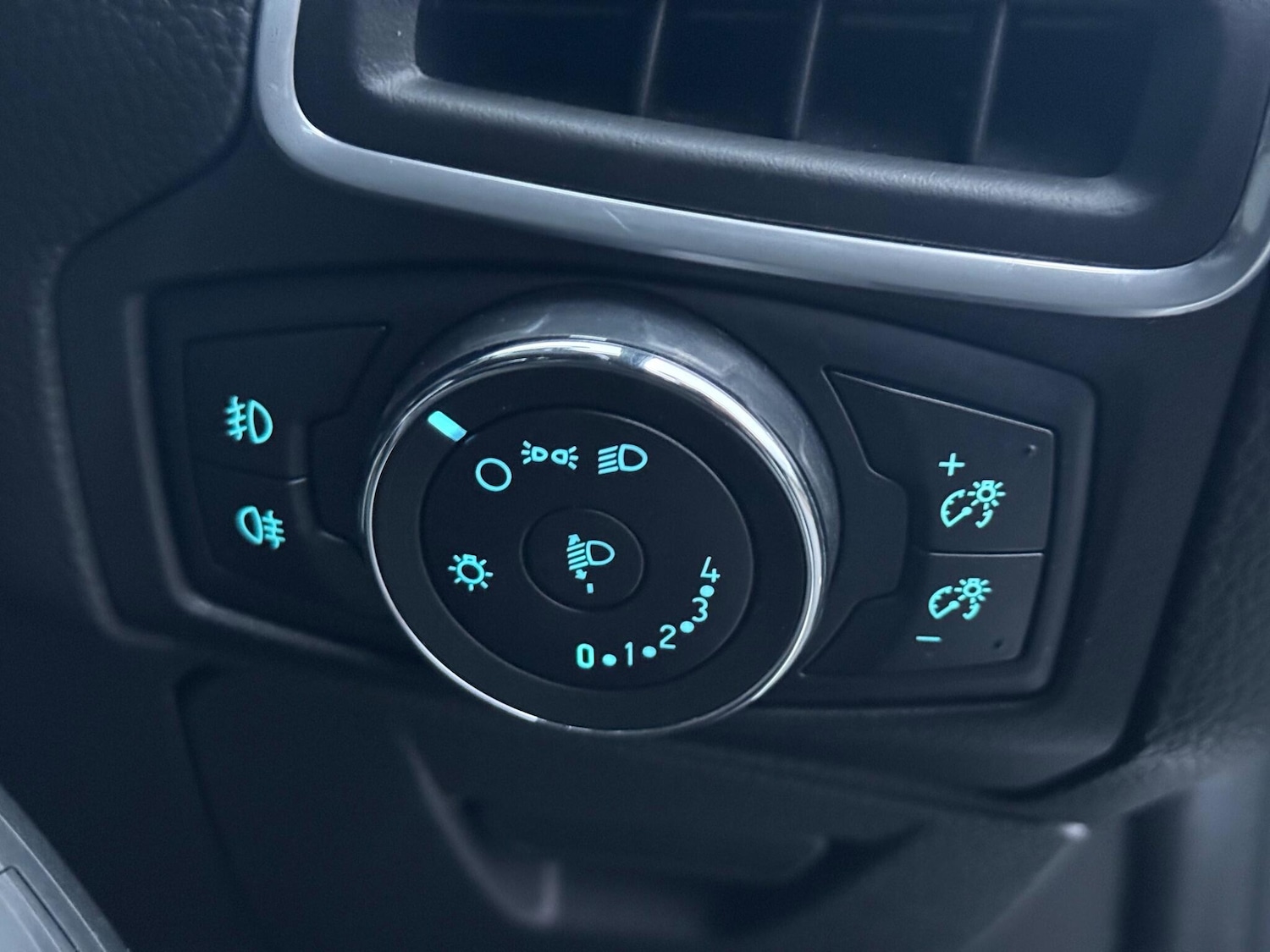 Used Ford Focus 2013 for sale - 77029545: Photo 22