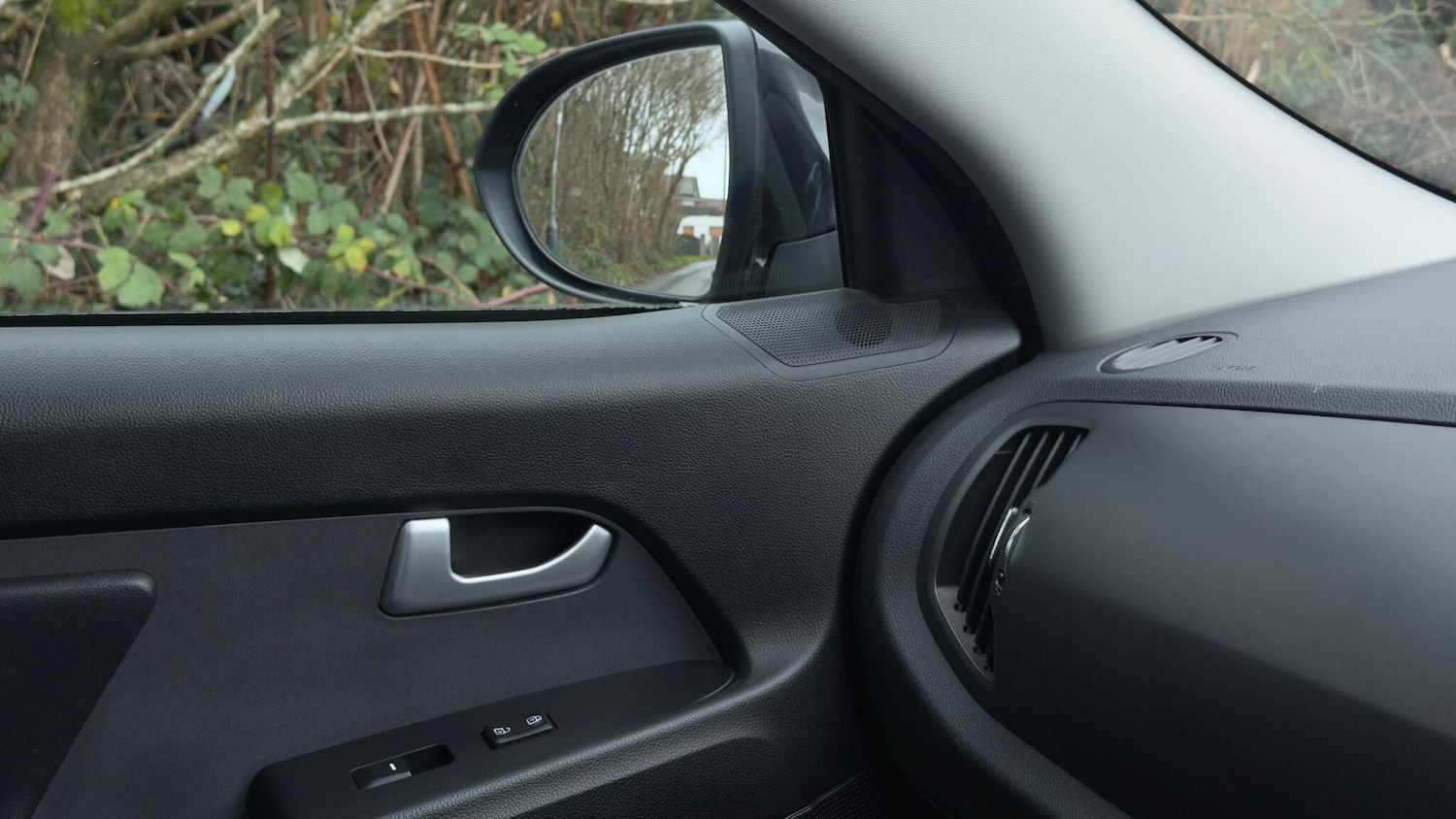 Used Kia Sportage 2011 for sale - 77029246: Photo 32