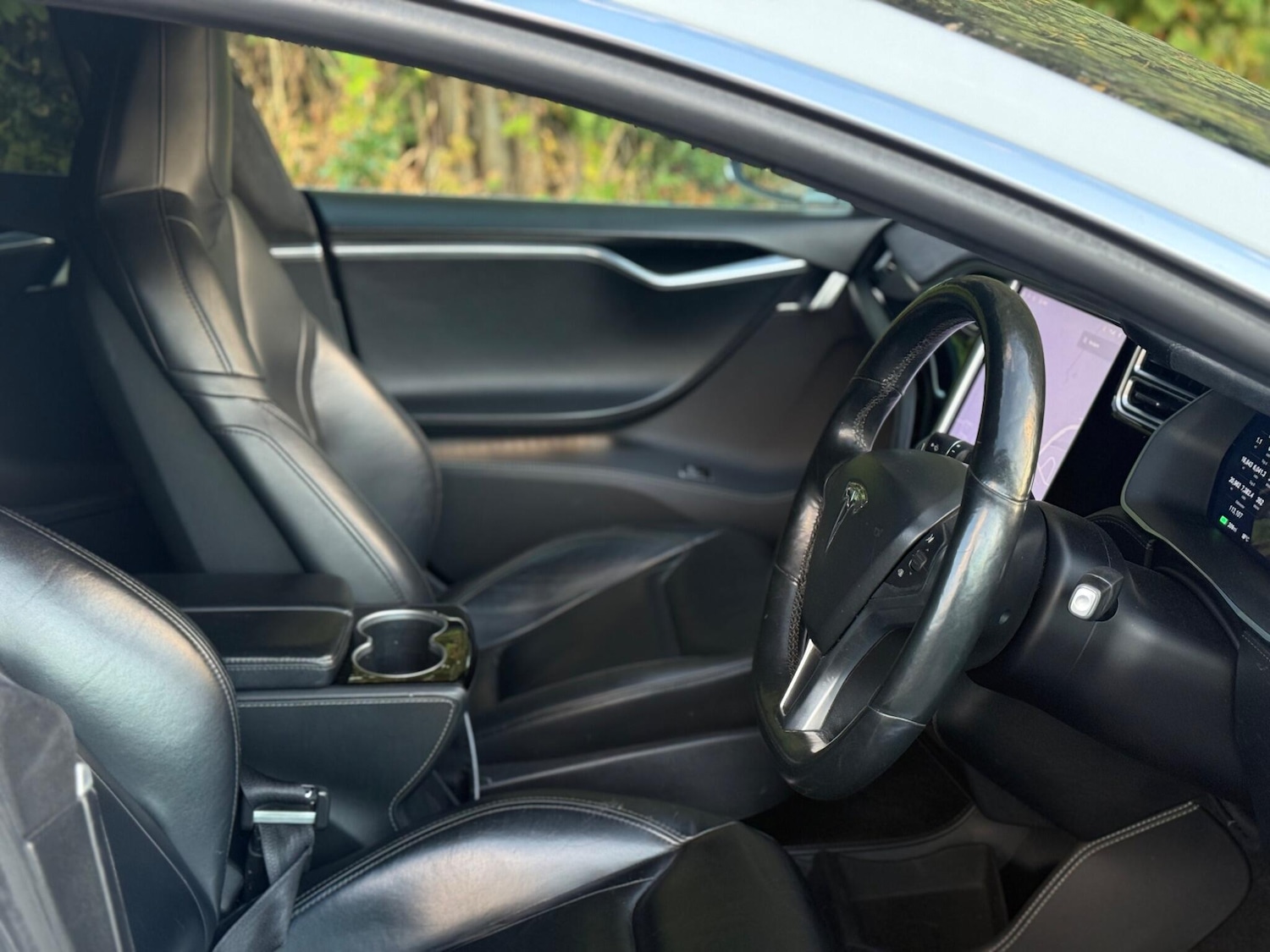 Used Tesla Model S 2015 for sale - 76579758: Photo 8