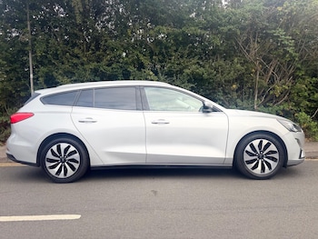 Used Ford Focus 2019 for sale - 76579757: Photo