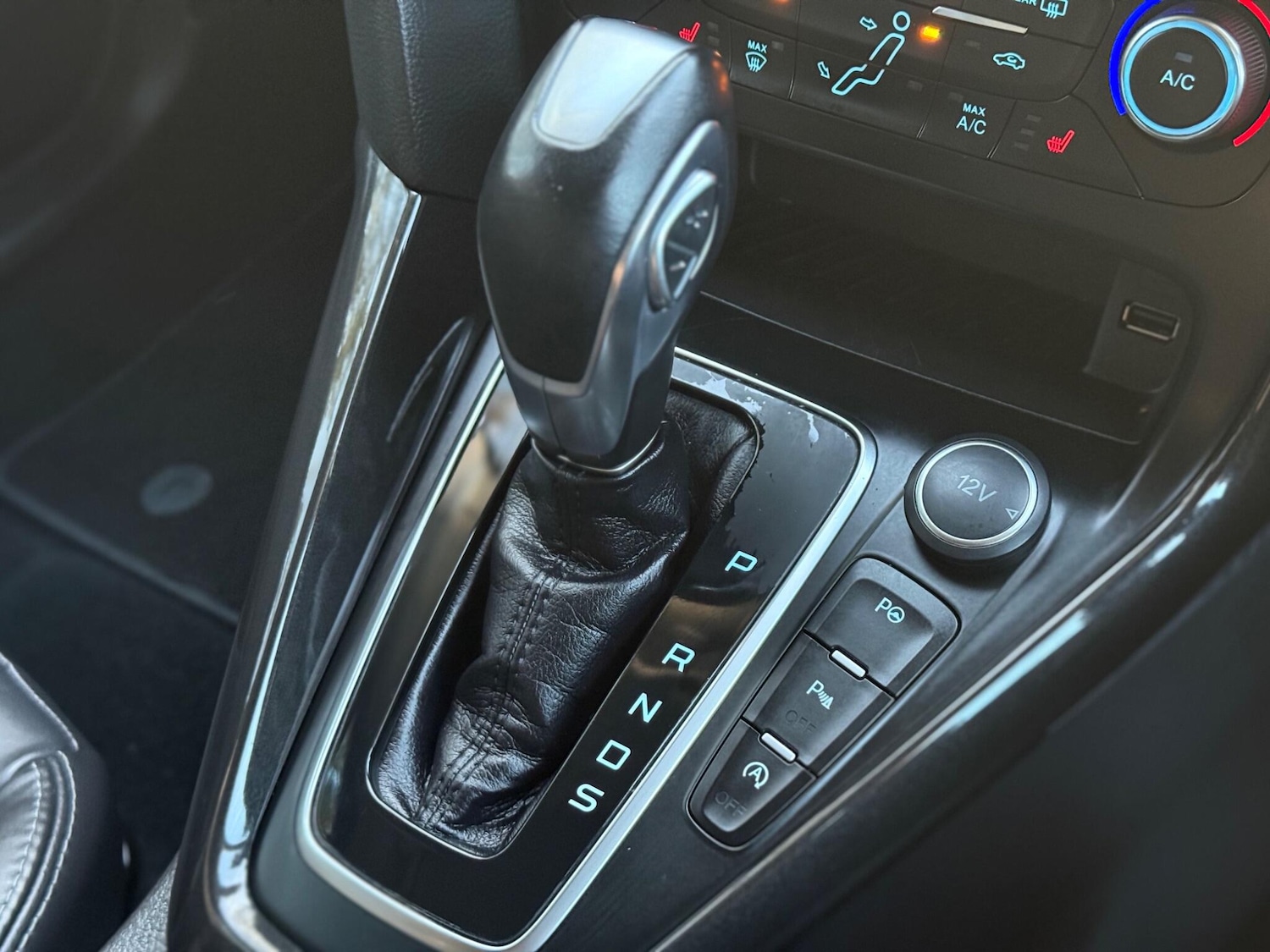 Used Ford Focus 2015 for sale - 77029245: Photo 29