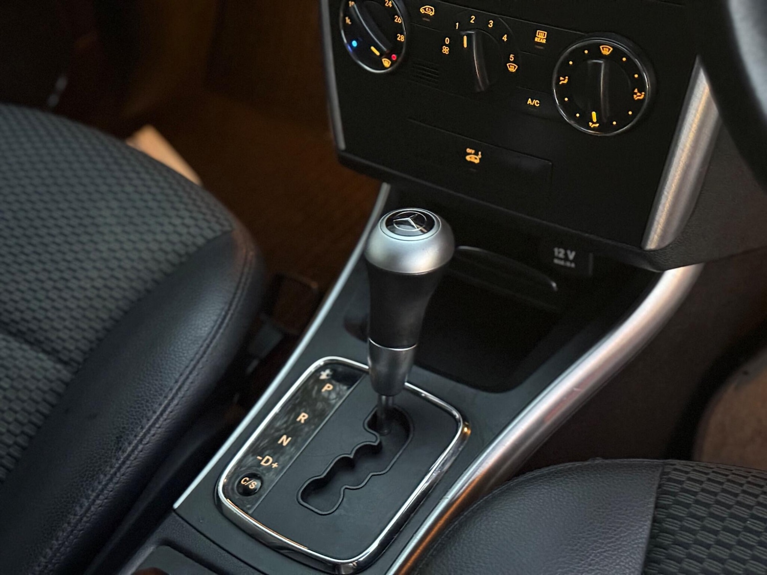 Used Mercedes-Benz B Class 2010 for sale - 76666710: Photo 14