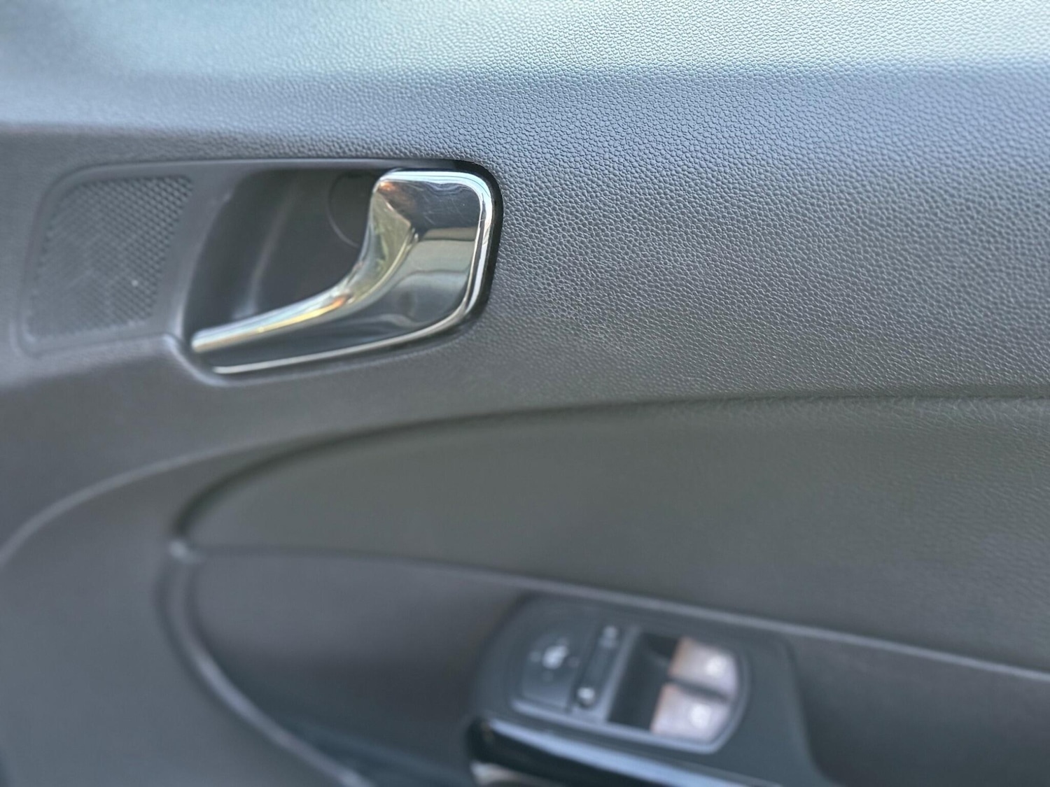 Used Vauxhall Corsa 2009 for sale - 76666985: Photo 10