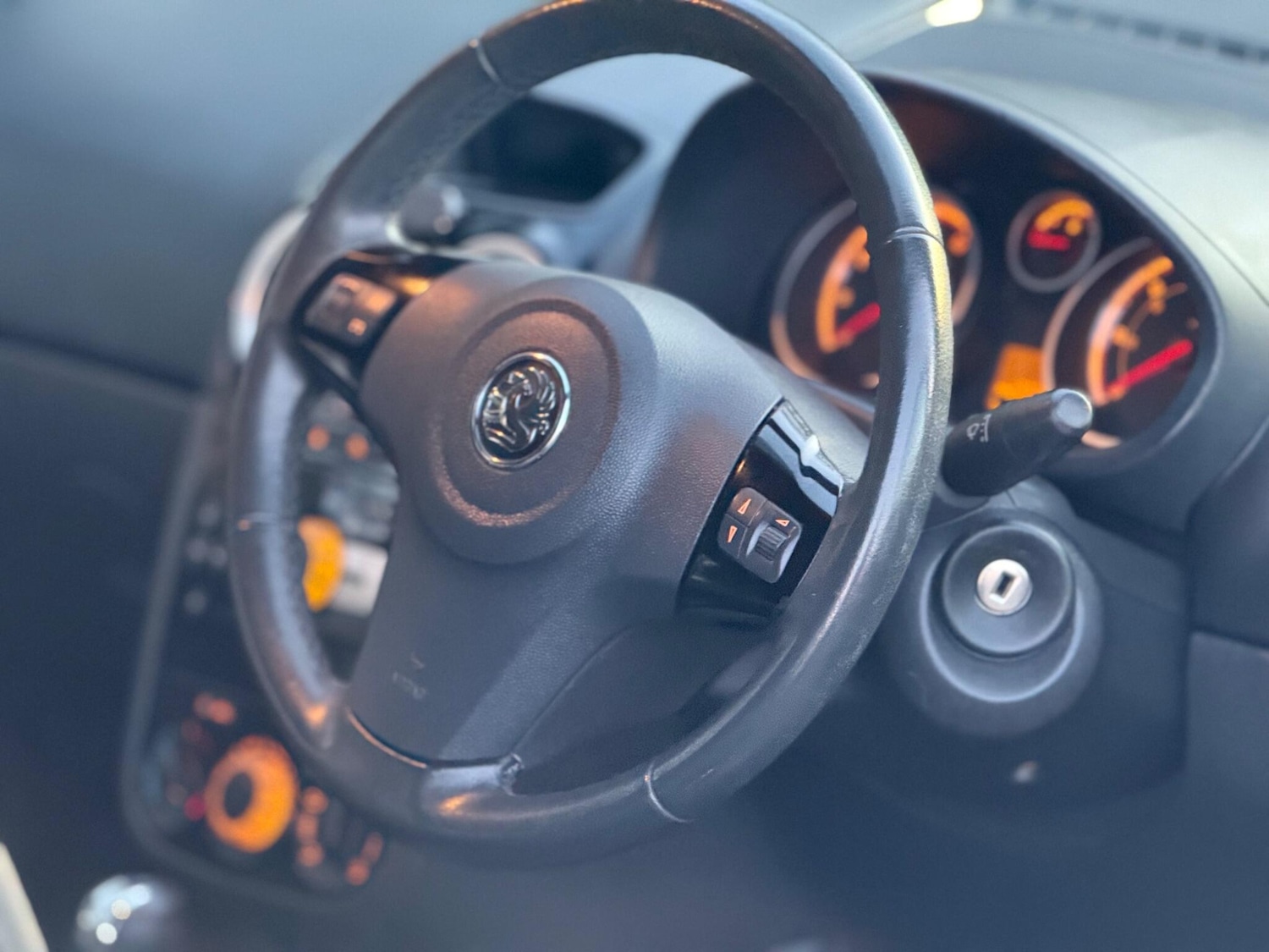 Used Vauxhall Corsa 2009 for sale - 76666985: Photo 14