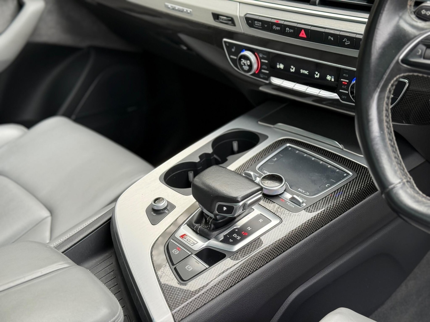 Used Audi Q7 2017 for sale - 76579755: Photo 16