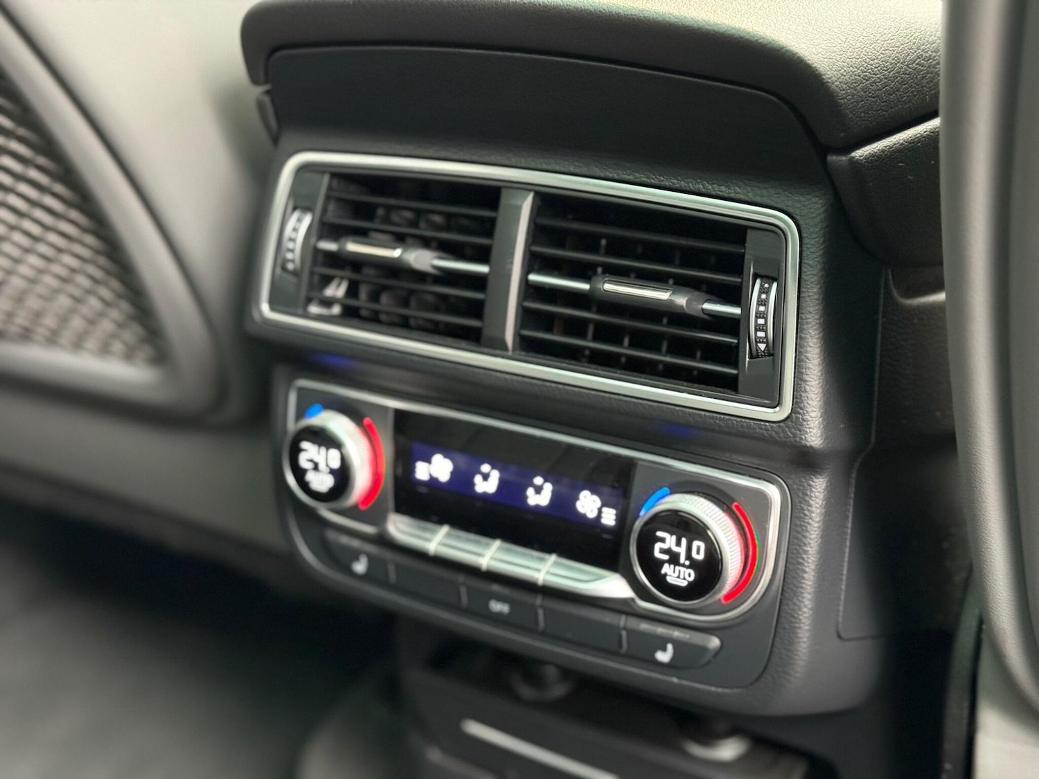 Used Audi Q7 2017 for sale - 76579755: Photo 27