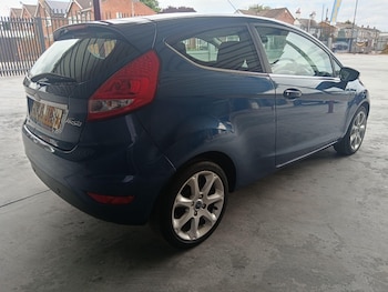 Used Ford Fiesta 2009 for sale - 76579745: Photo