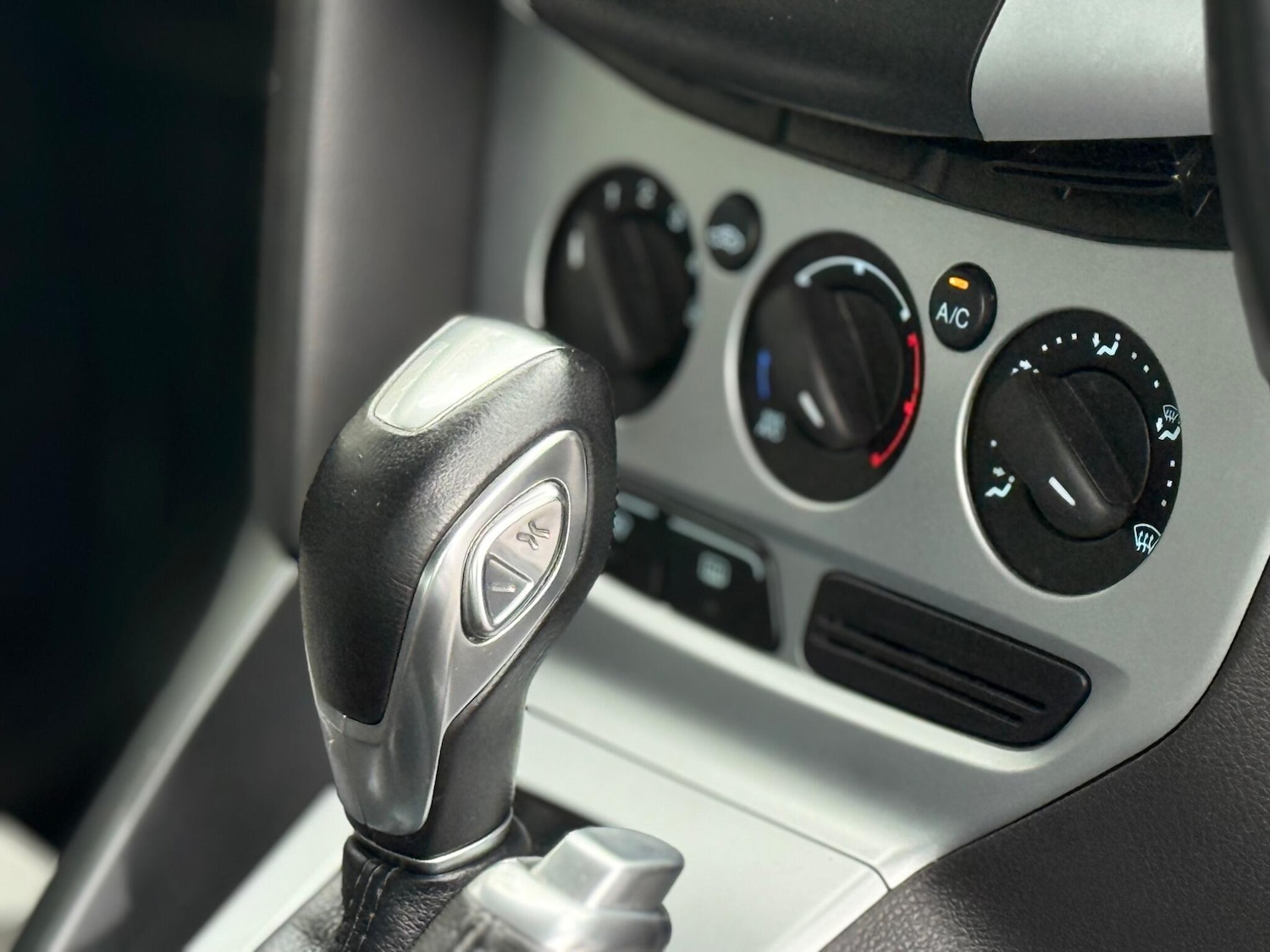 Used Ford Focus 2014 for sale - 76579747: Photo 11