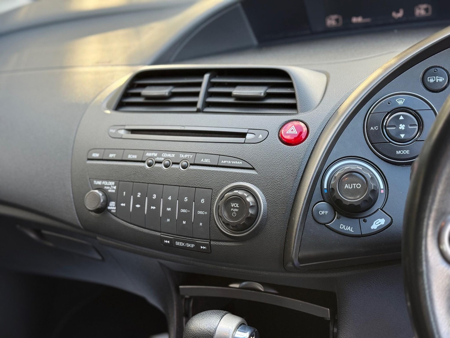 Used Honda Civic 2011 for sale - 76671659: Photo 10