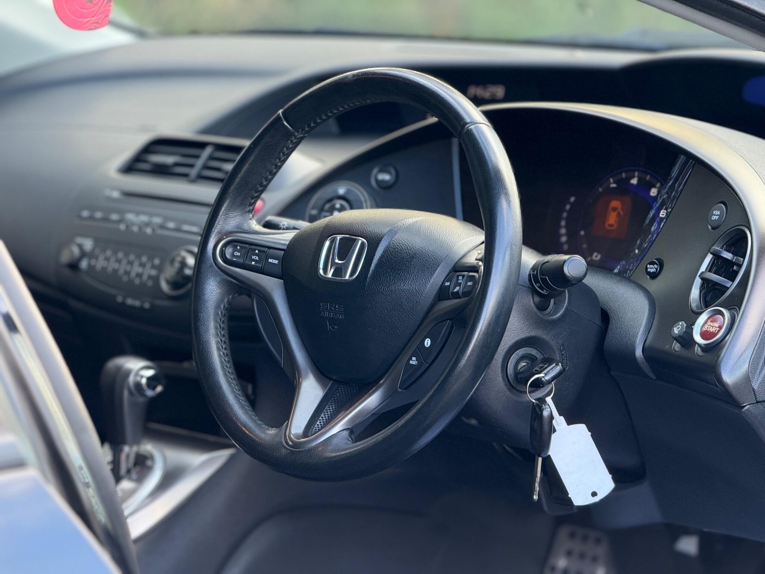 Used Honda Civic 2011 for sale - 76671659: Photo 13