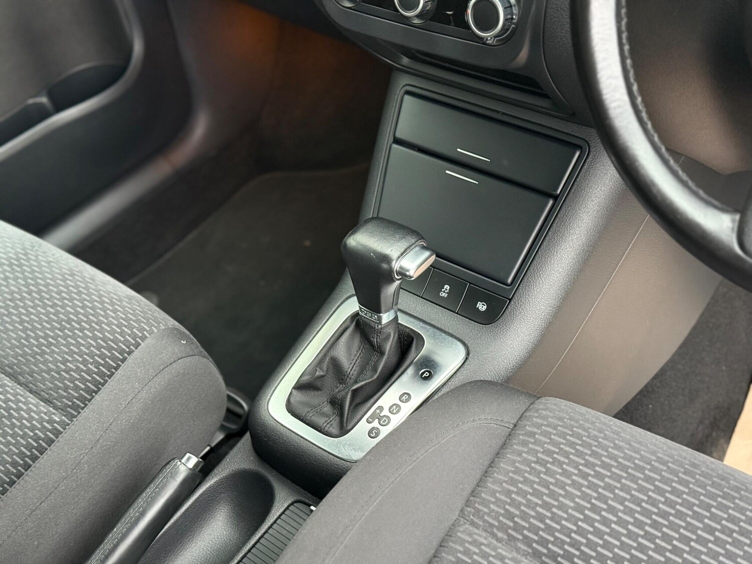 Used Volkswagen Golf Plus 2010 for sale - 76579750: Photo 11