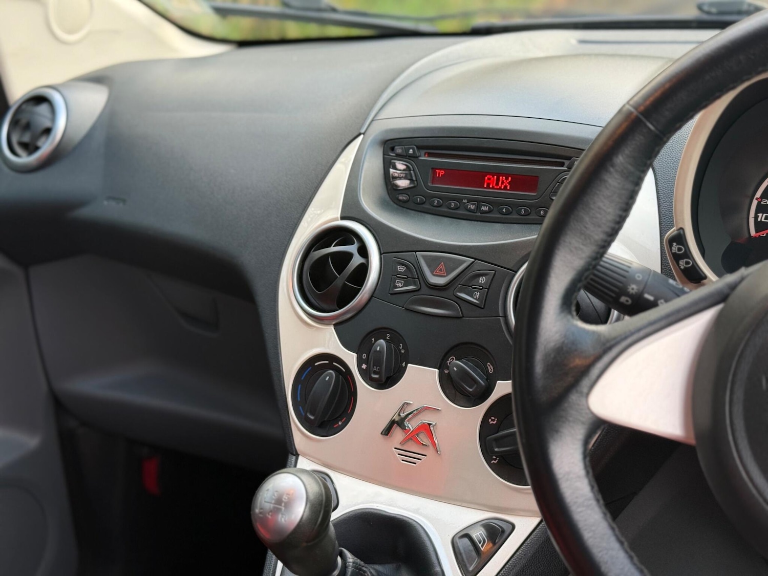 Used Ford Ka 2011 for sale - 76942683: Photo 14