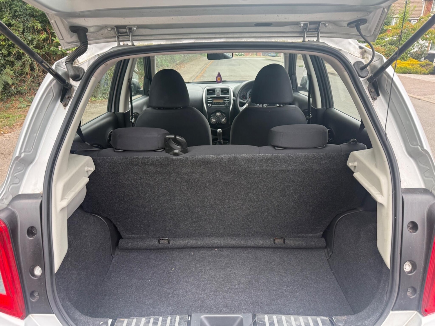 Used Nissan Micra 2017 for sale - 76987623: Photo 10