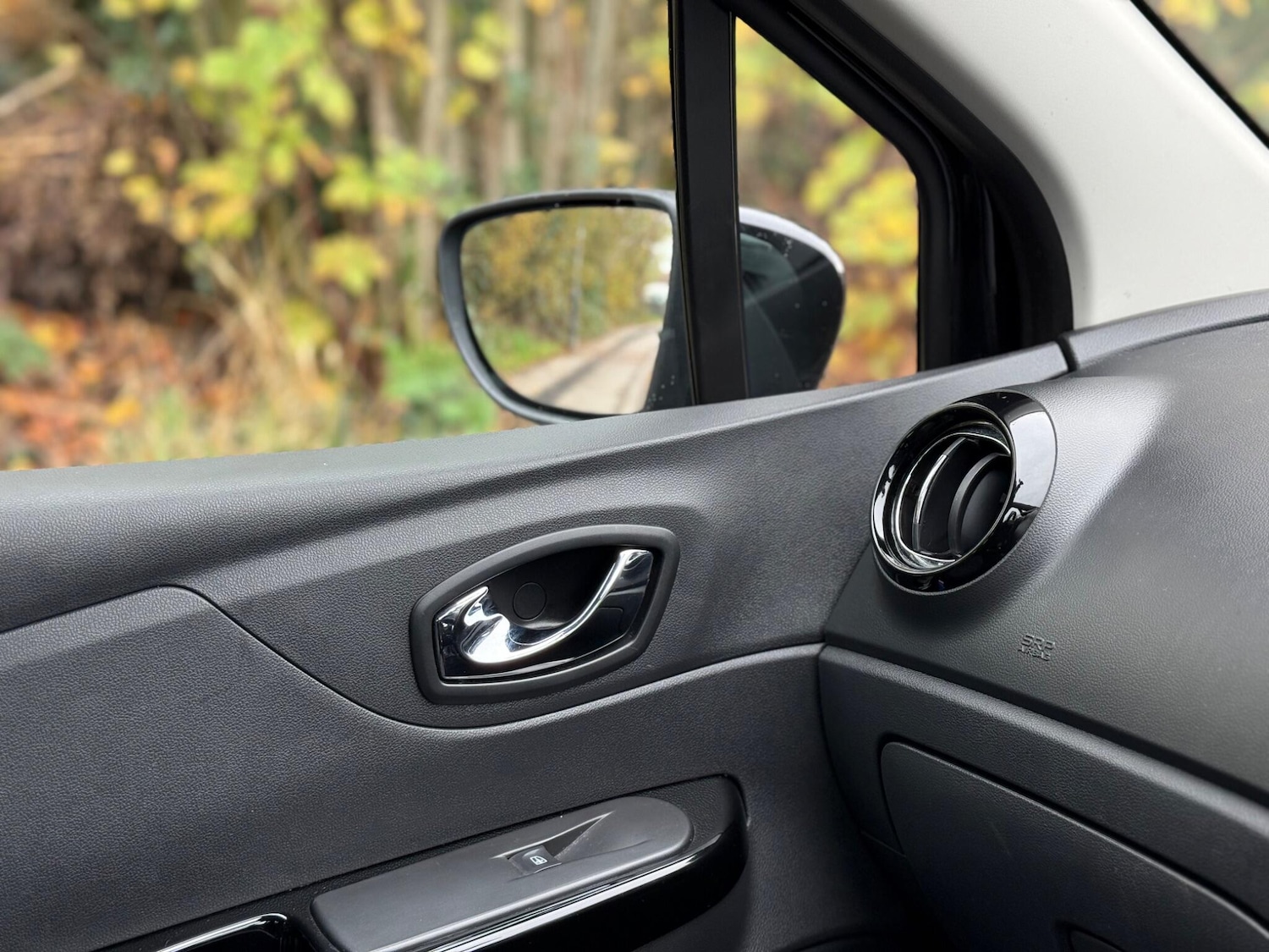 Used Renault Captur 2016 for sale - 76579742: Photo 10