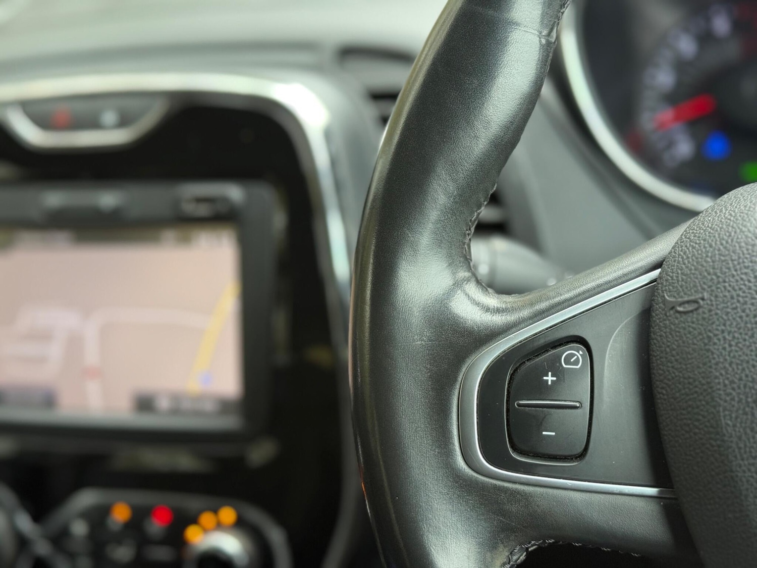 Used Renault Captur 2016 for sale - 76579742: Photo 11