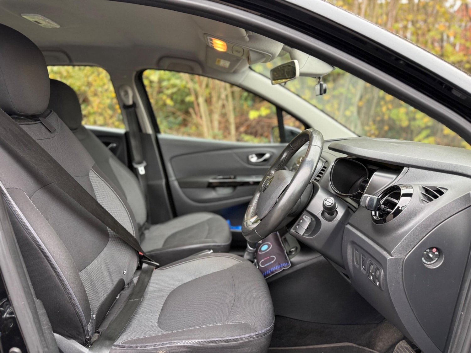 Used Renault Captur 2016 for sale - 76579742: Photo 8