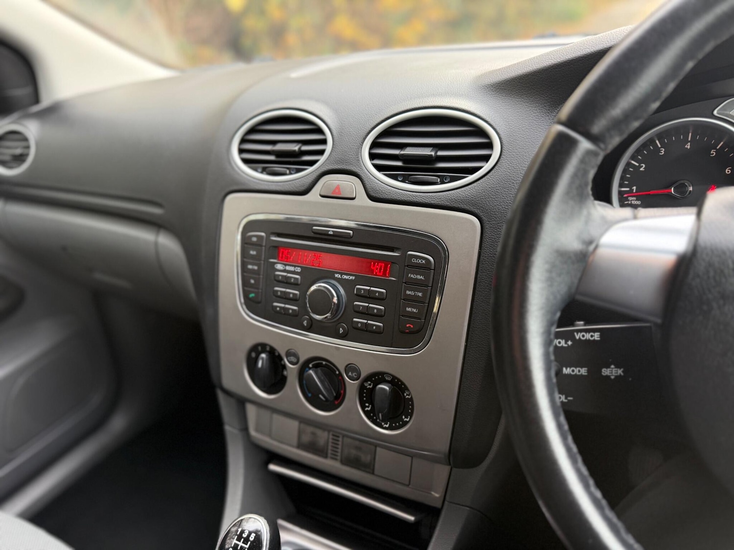 Used Ford Focus 2011 for sale - 76579759: Photo 10